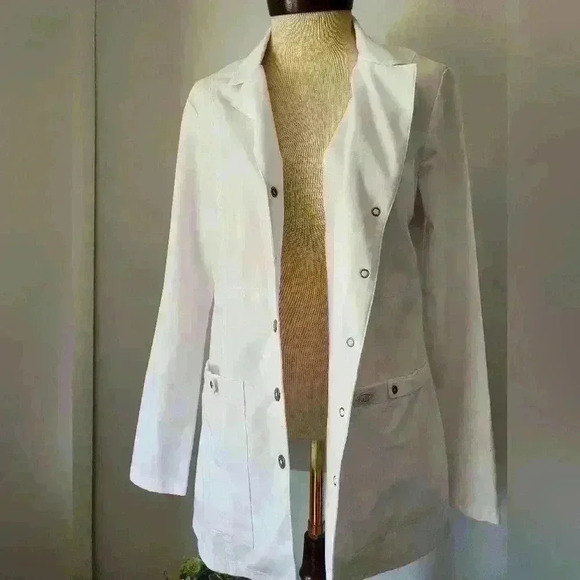 Dickies lightweight white  jacket. Size small. - Picture 7 of 9